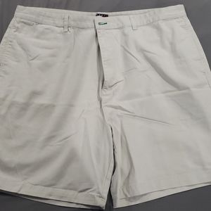 Tommy Hilfiger khaki shorts